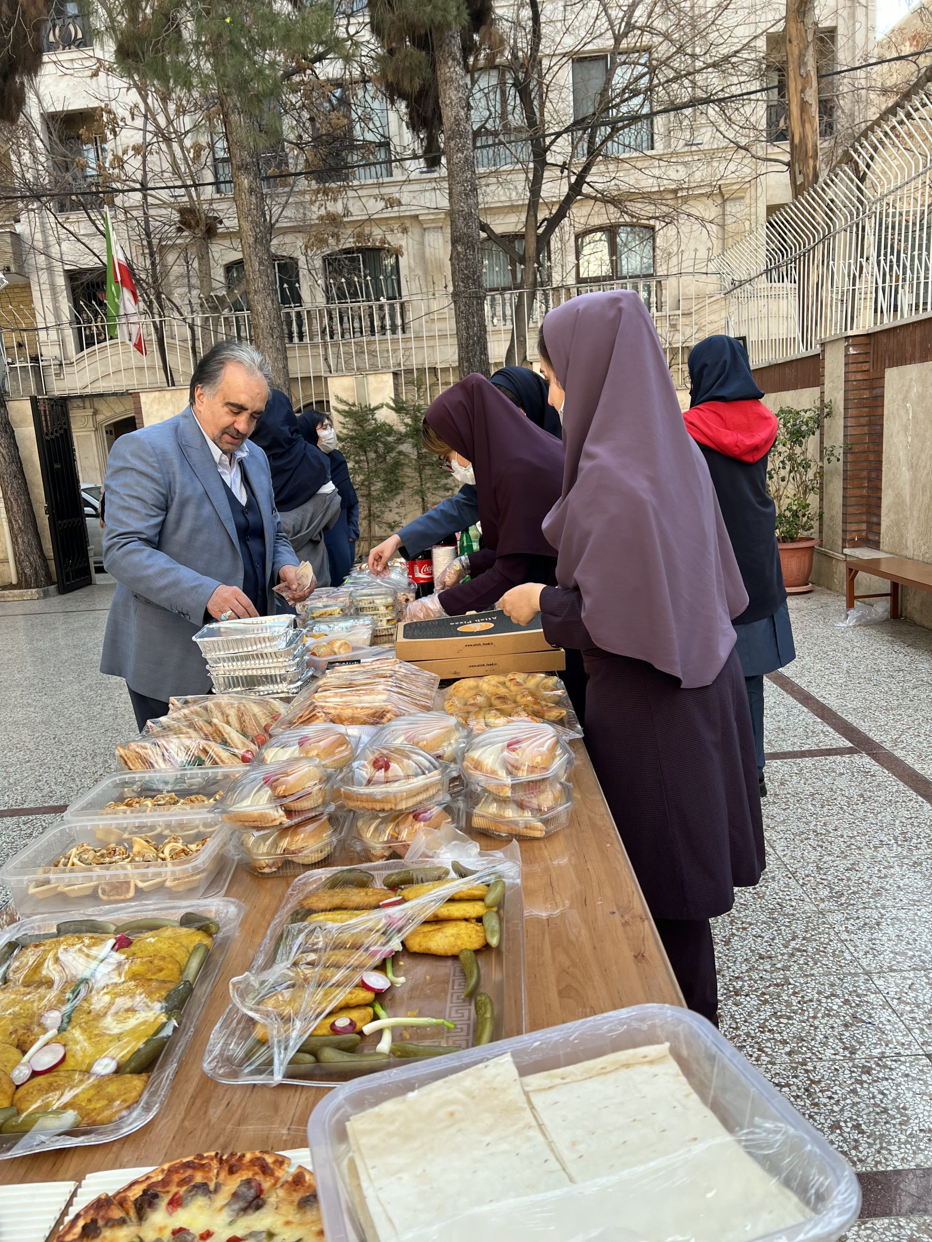 جشنواره غذا (بازارچه خیریه)